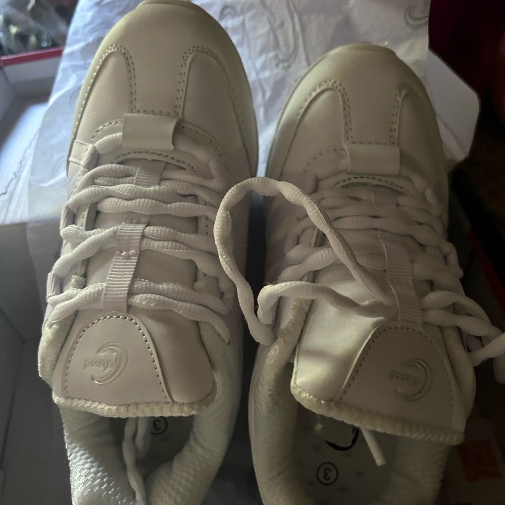 Chasse ace II cheer shoe